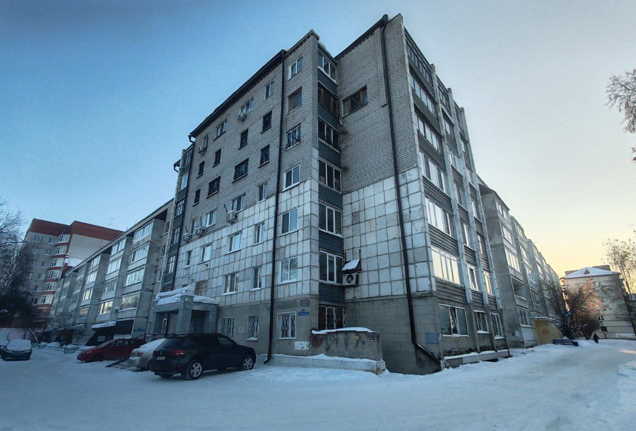 Tyumen, Флотская улица, 11; Флотская улица, 11А; Улица Степана Халтурина, 8; Флотская улица, 13; Флотская улица, 15