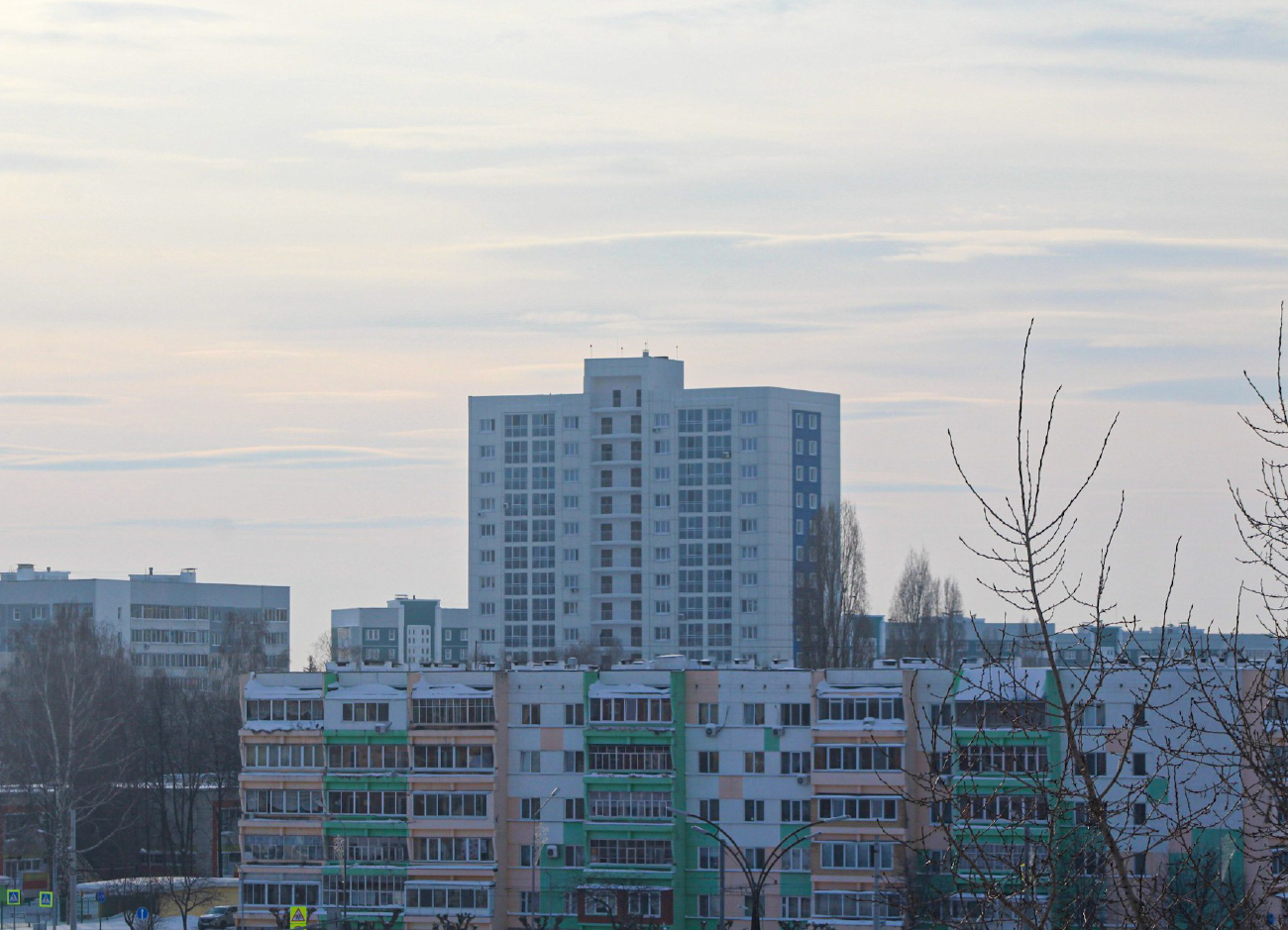 Nabereschnyje Tschelny, Московский проспект, 166; Бульвар Автомобилестроителей, 13