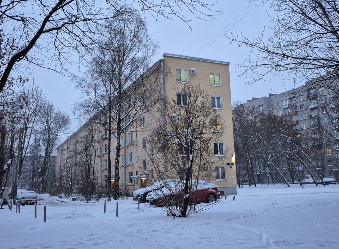 Petersburg, Улица Белы Куна, 7 корп. 2