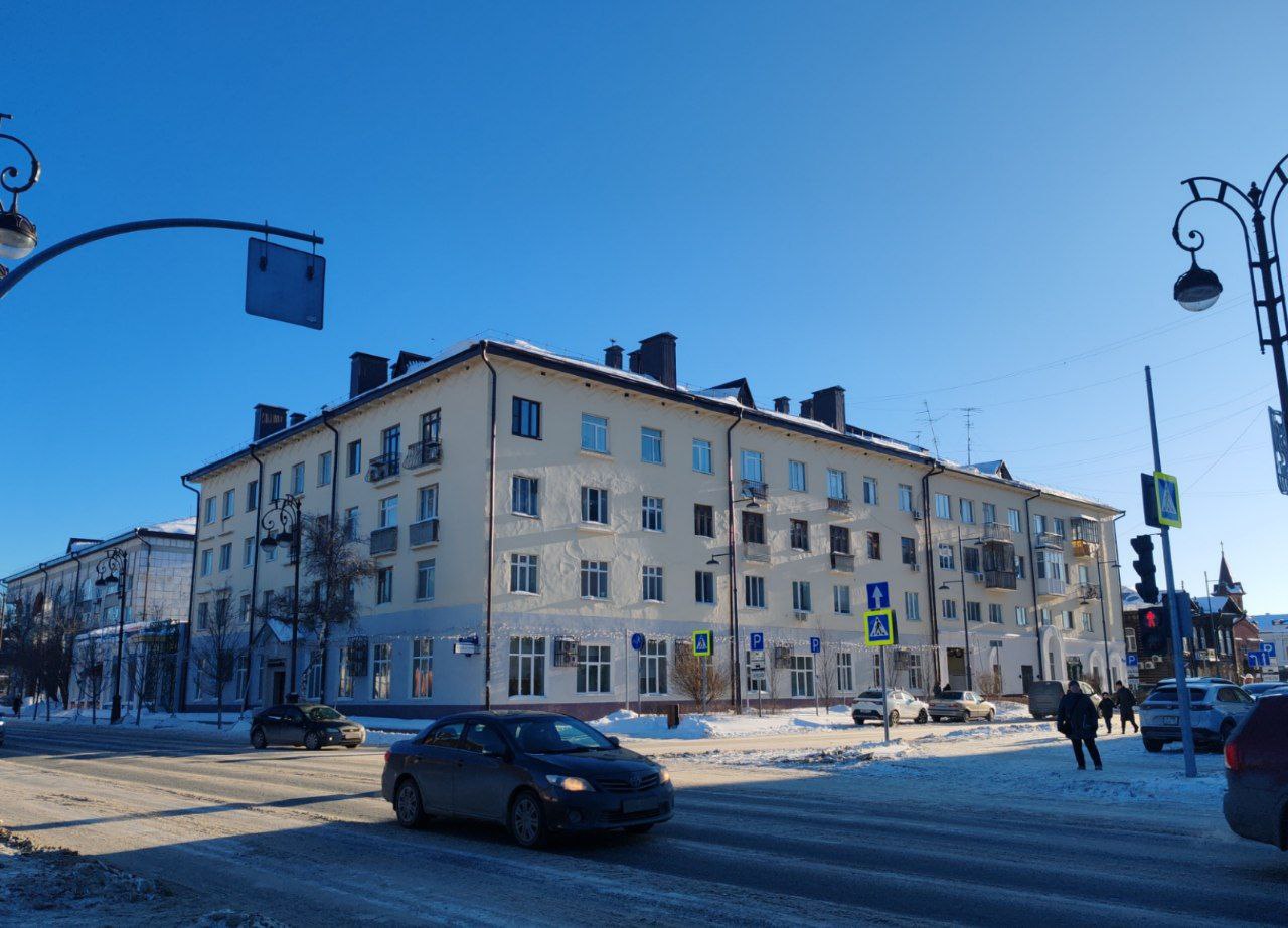 Тюмень, Улица Республики, 8; Перекопская улица, 3; Перекопская улица, 5; ​Улица Ленина, 7; Улица Республики, 8А; Улица Республики, 10 / Улица Красина, 8