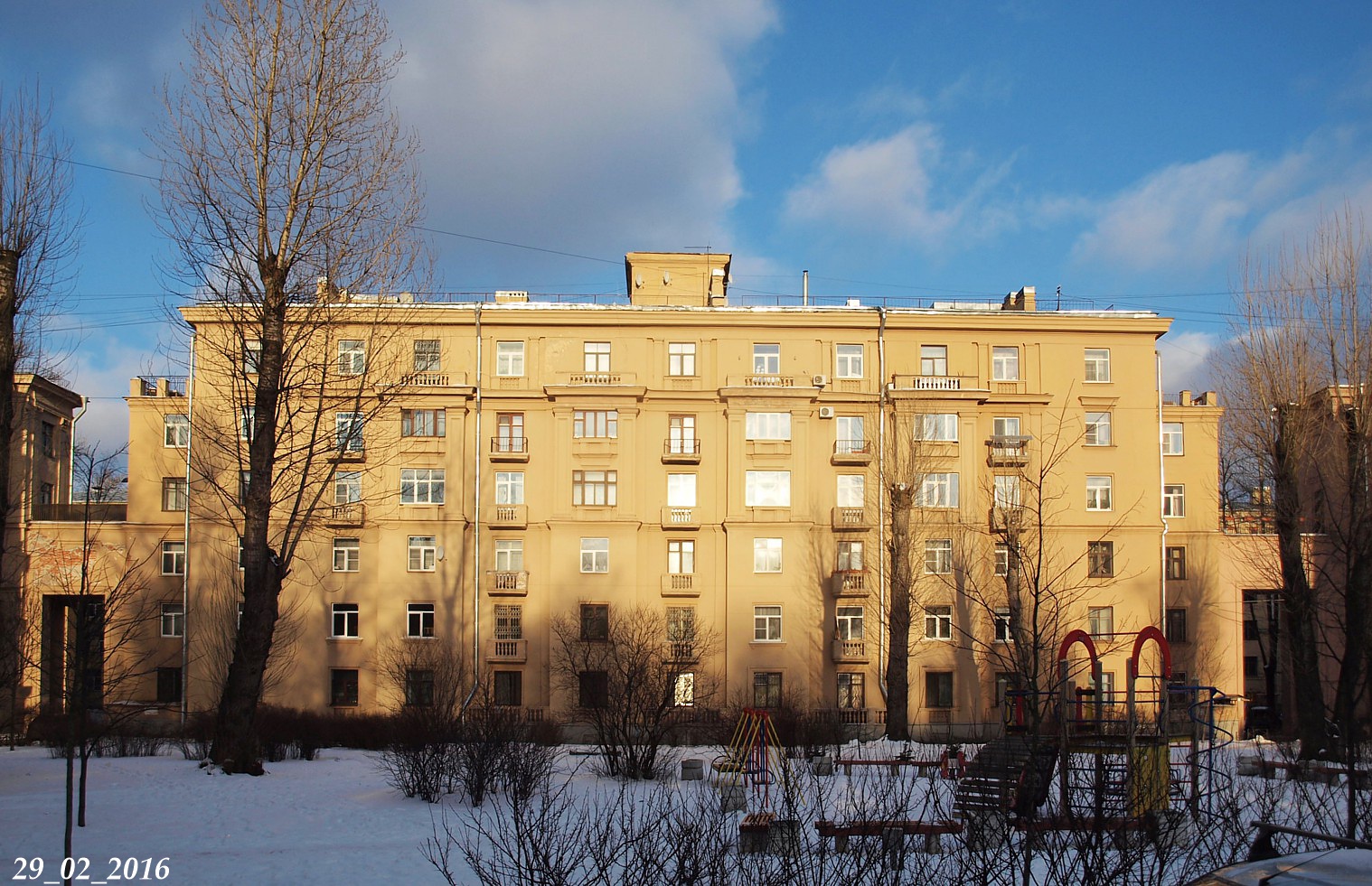 Санкт-Петербург, Улица Стахановцев, 19