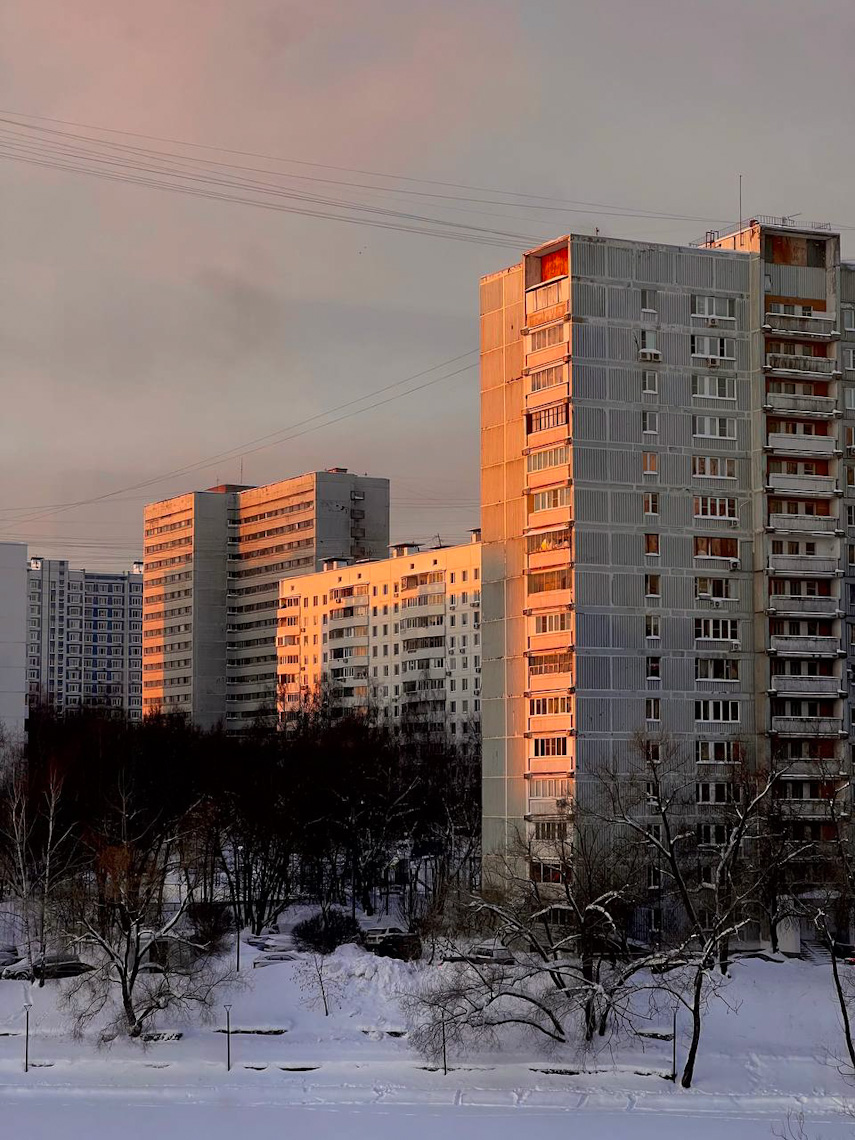 Москва, Улица Островитянова, 35А; Улица Островитянова, 35; Улица Введенского, 30 корп. 1