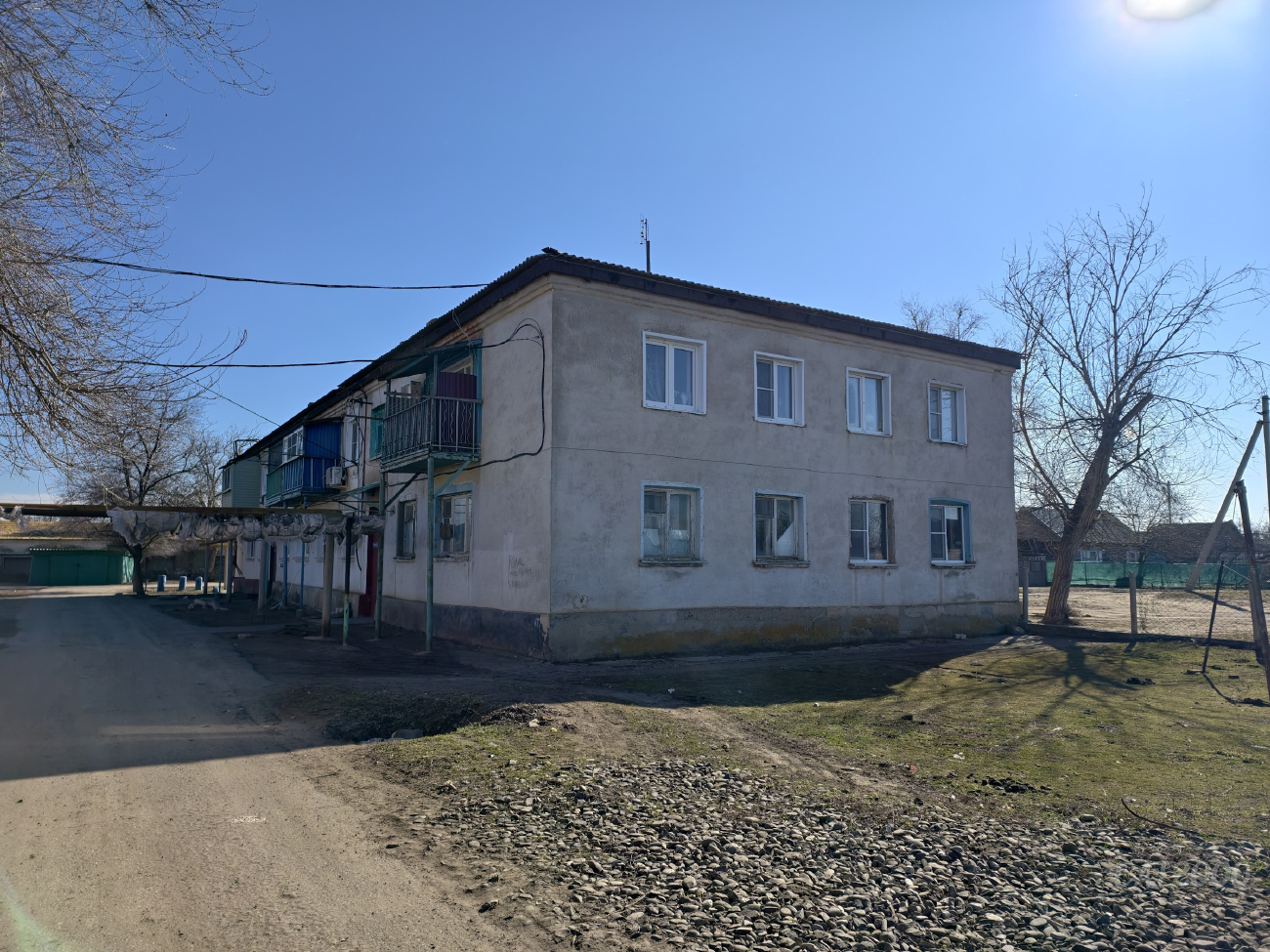 Трудфронт, Улица Капитана Сафронова, 1