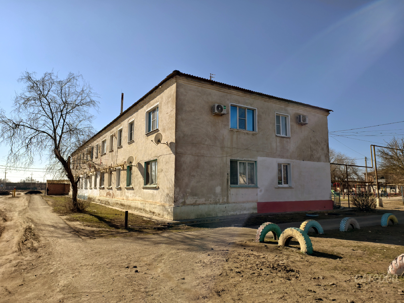 Trudfront, Улица Капитана Сафронова, 6