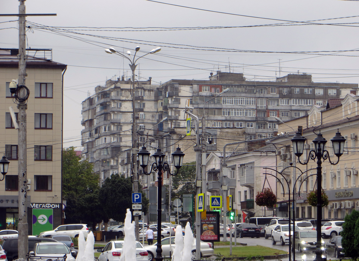 Нальчик, Улица Ногмова, 31; Проспект Шогенцукова, 26