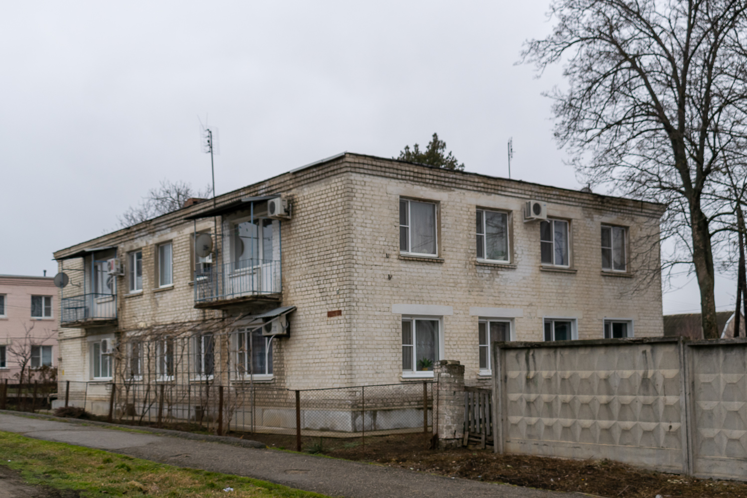 Павловский район, прочие н. п., станица Павловская, улица Дзержинского, 9