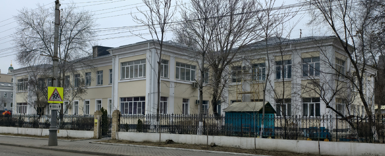 Астрахань, Улица Ленина, 21 / Улица Володарского, 17