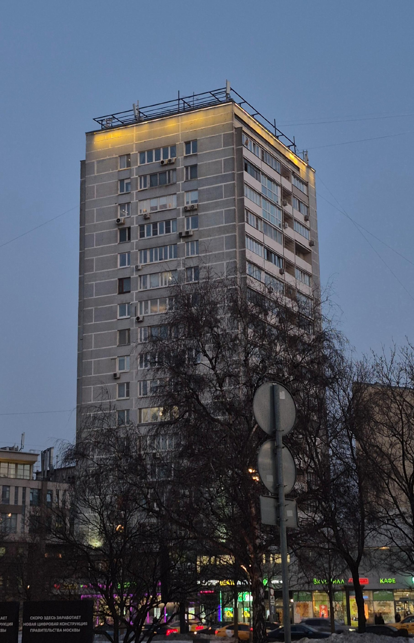 Москва, Садовая-Триумфальная улица, 22 / Улица Малая Дмитровка, 31