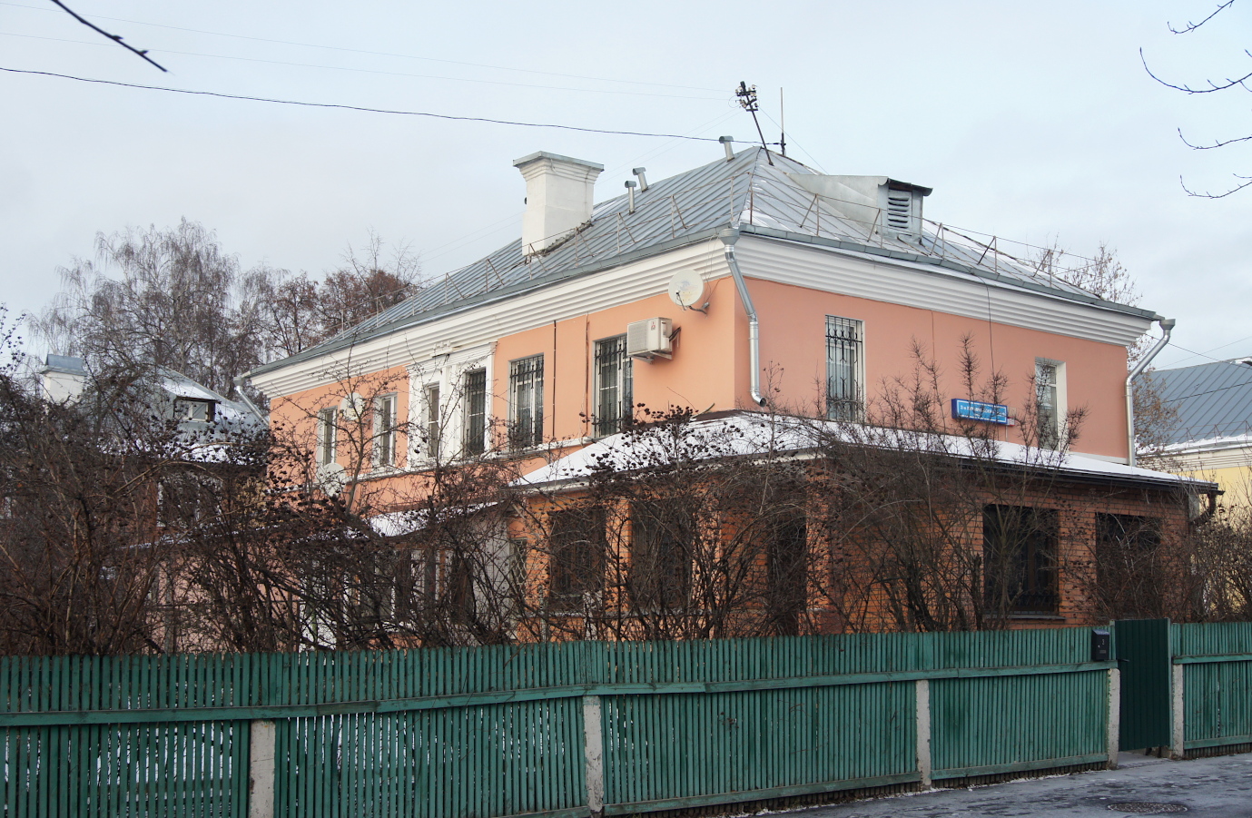 Moscow, 1-й Курьяновский проезд, 3 / 2-я Курьяновская улица, 12