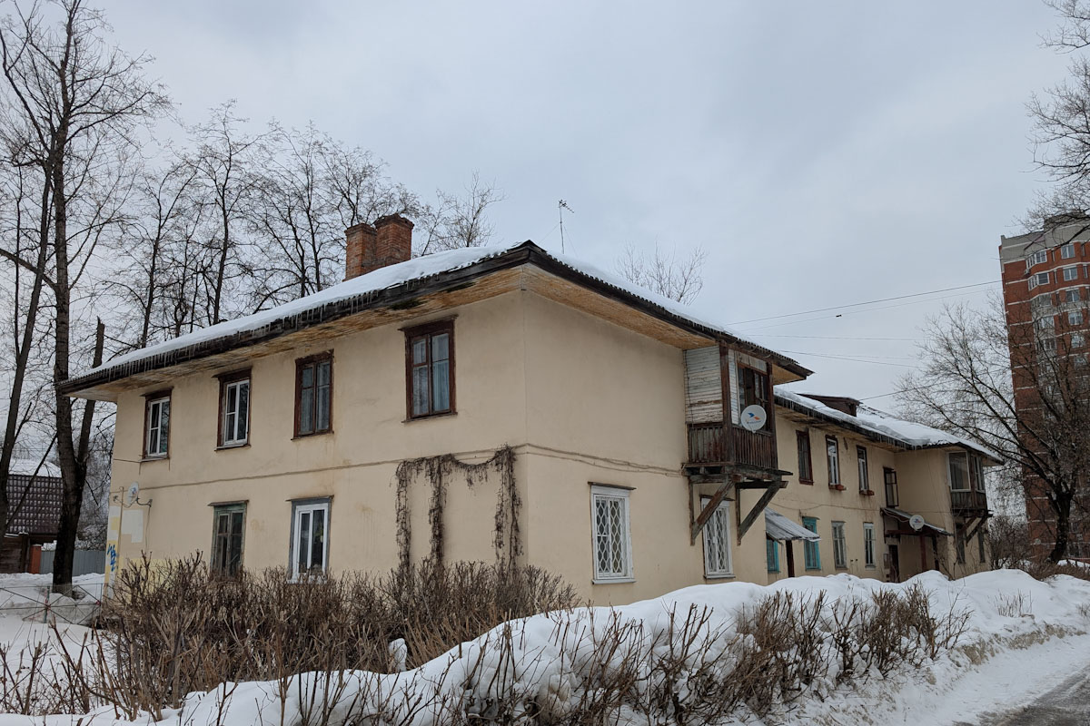 Подольск, Улица Курчатова, 11 / Улица Багратиона, 12