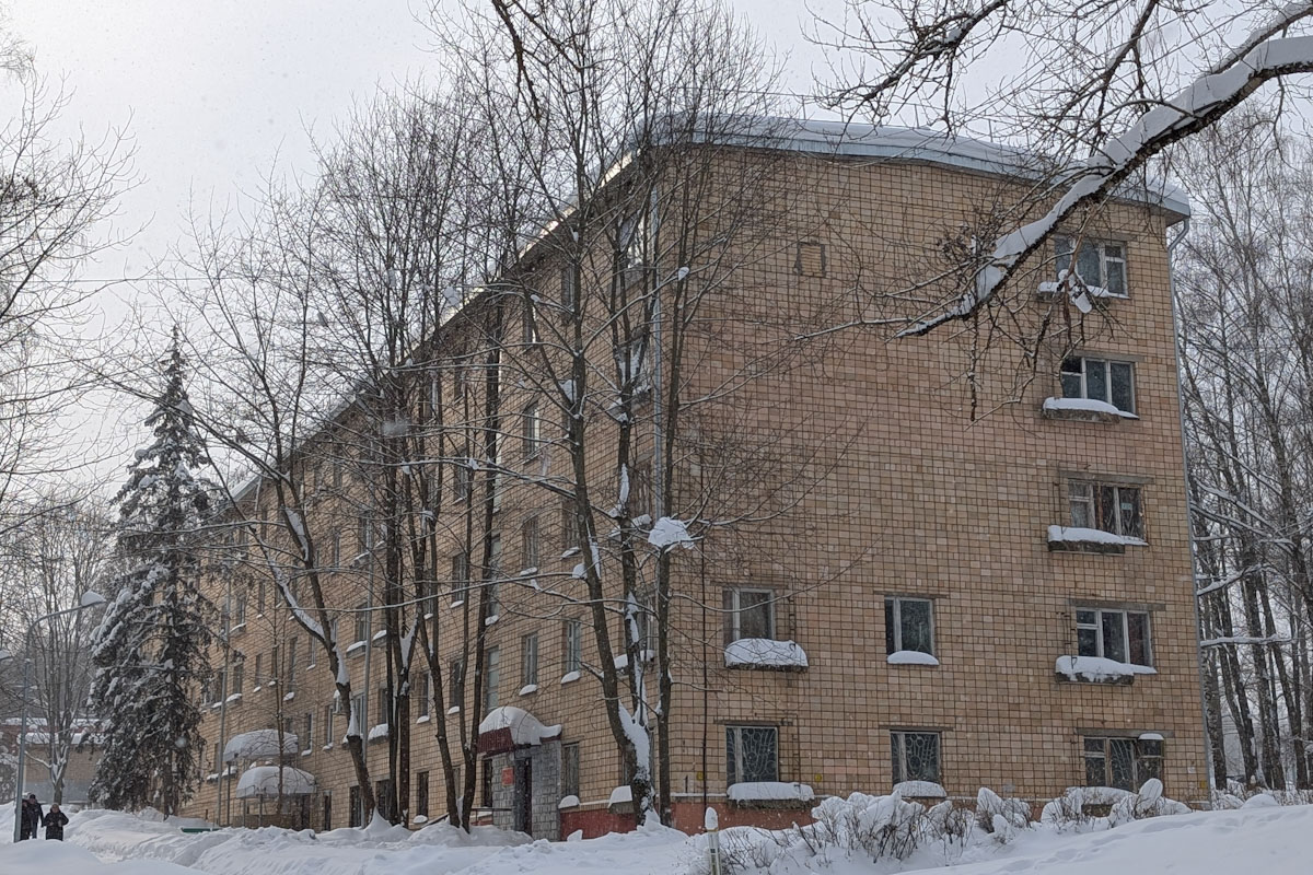 Пущино, Микрорайон В, 1