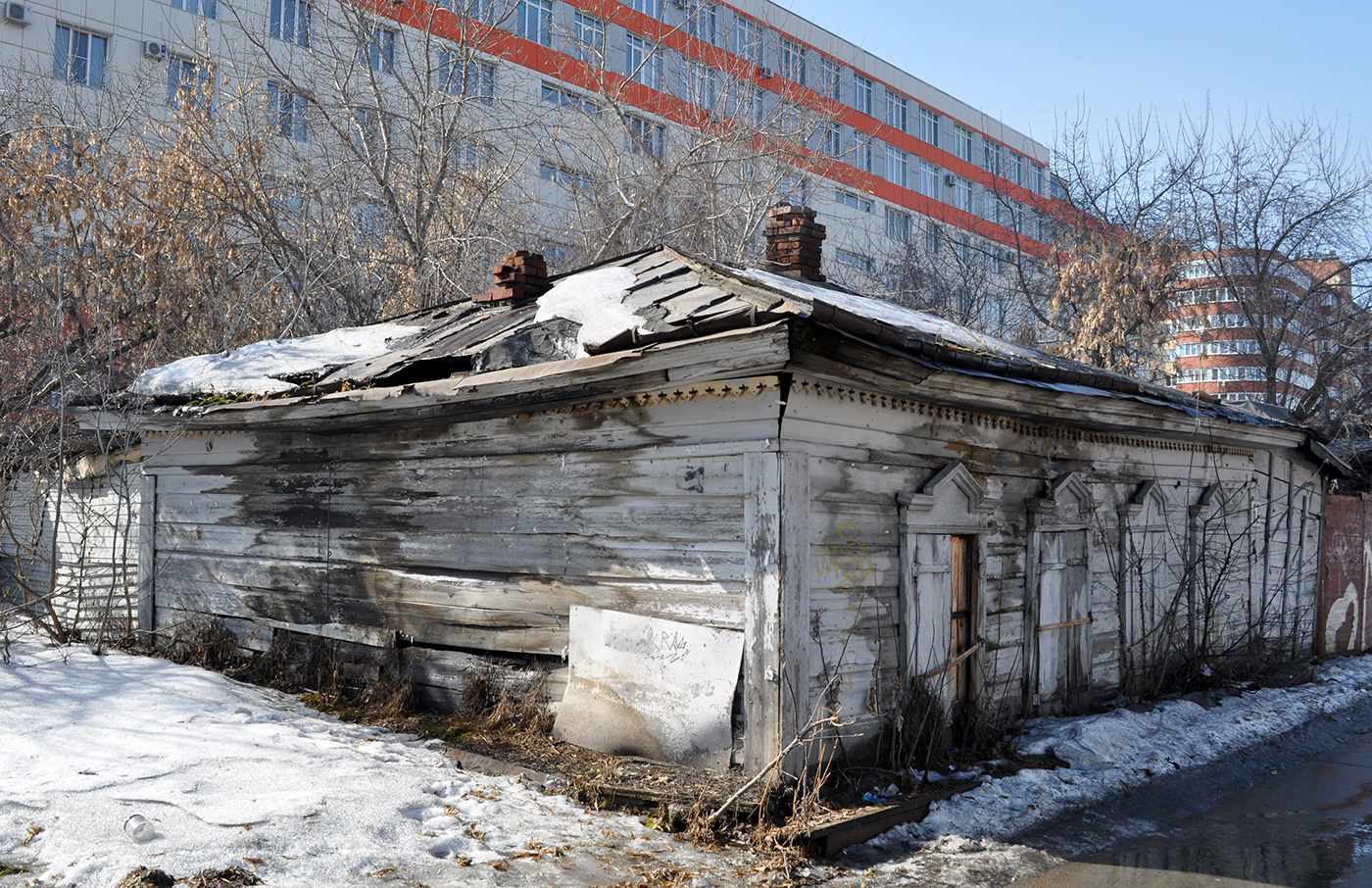Омск, Улица 10 лет Октября, 62