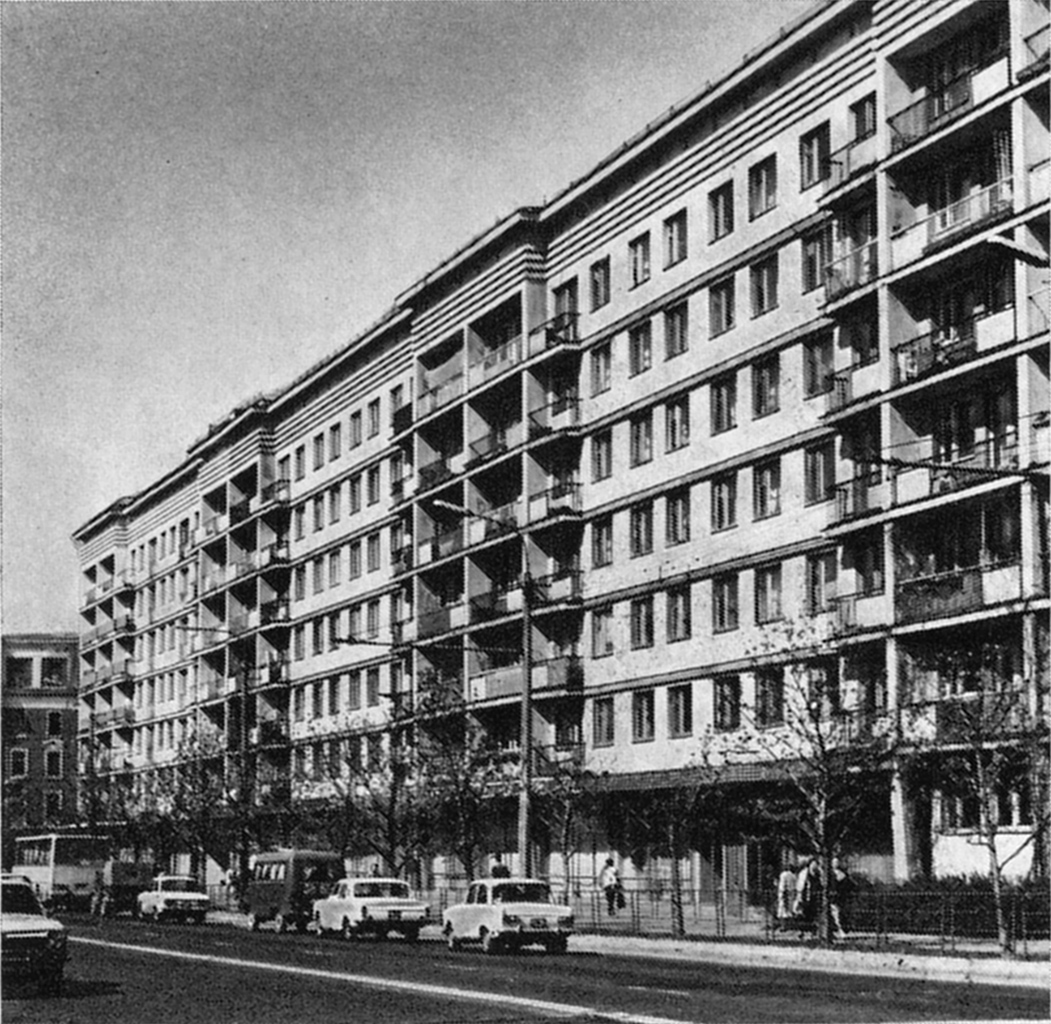 Мінск, Ленинский проспект, 72А / Улица Сурганова, 8