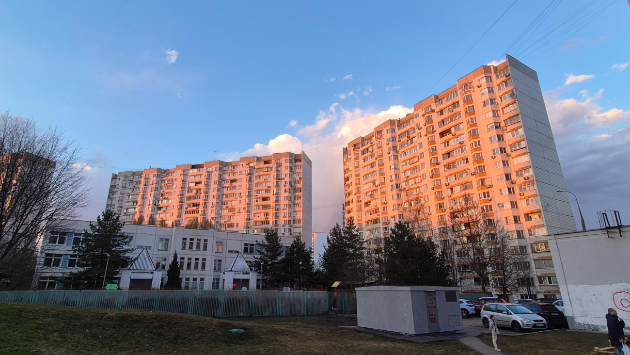 Москва, Улица Барышиха, 15; Улица Барышиха, 13