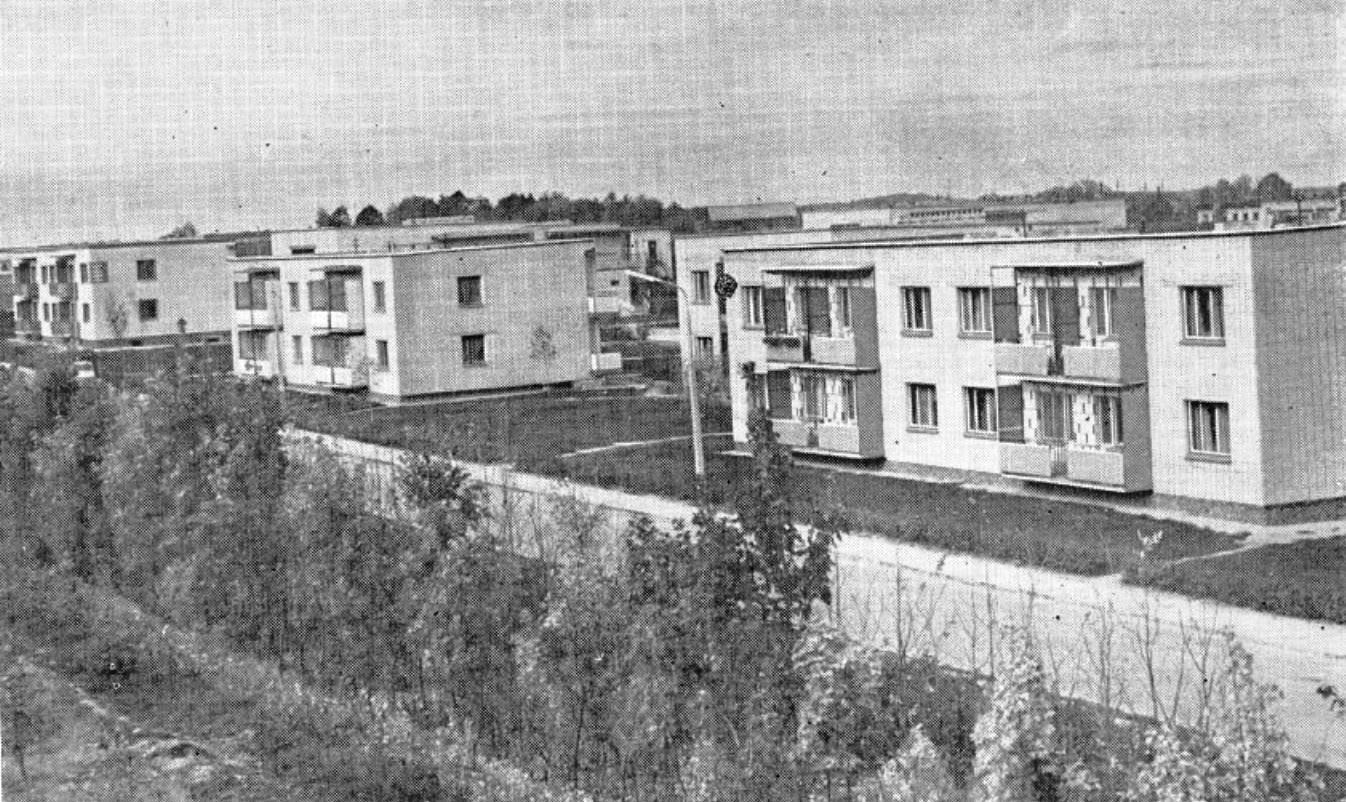 Вертелишки, Молодёжная улица, 1; Молодёжная улица, 3; Молодёжная улица, 5