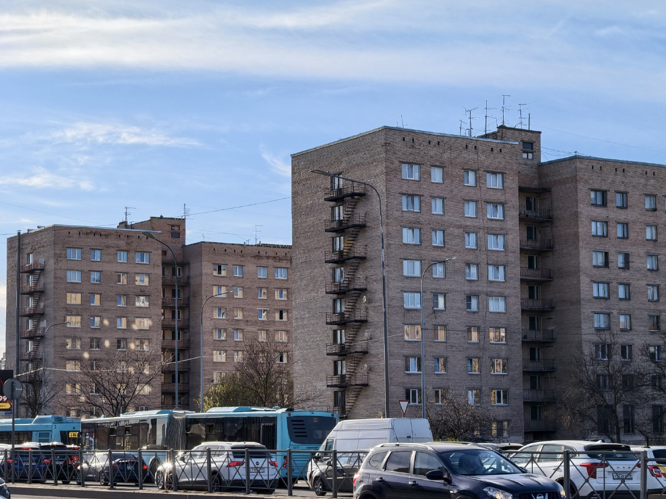 Санкт-Петербург, Проспект Космонавтов, 96 корп. 2; Звёздная улица, 13 корп. 2