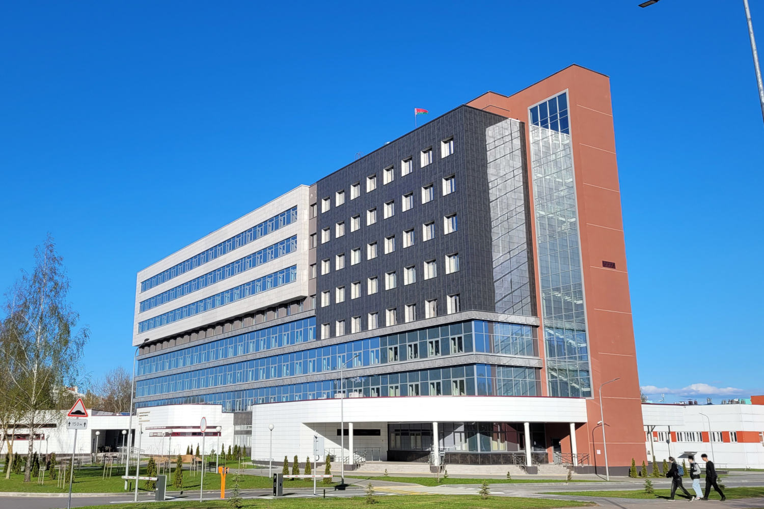 Минск, Проспект Дзержинского, 83 корп. 18