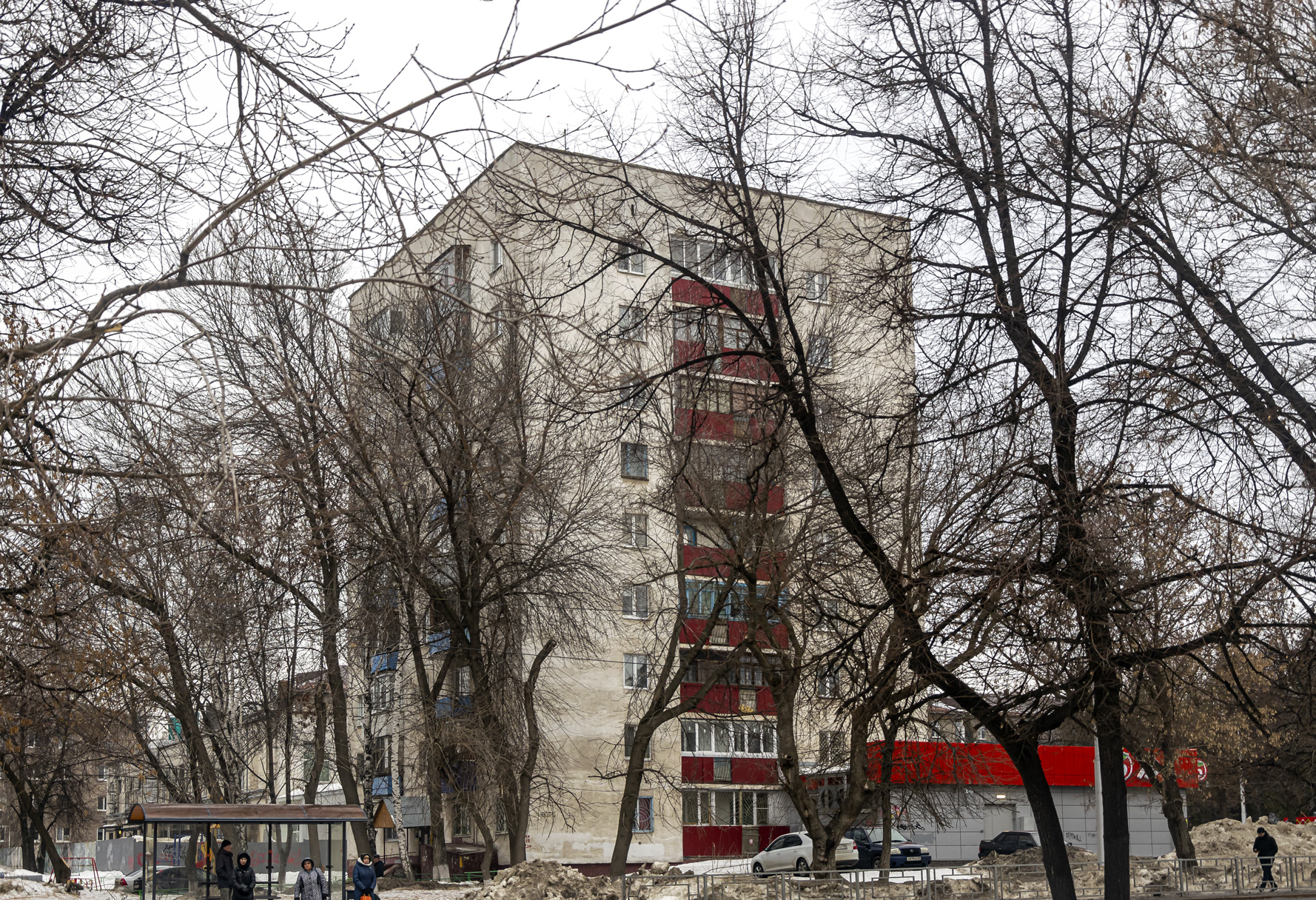 Уфа, Первомайская улица, 46 / Улица Александра Невского, 13