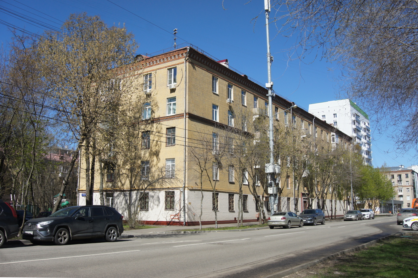 Москва, Улица Вучетича, 11 корп. 1