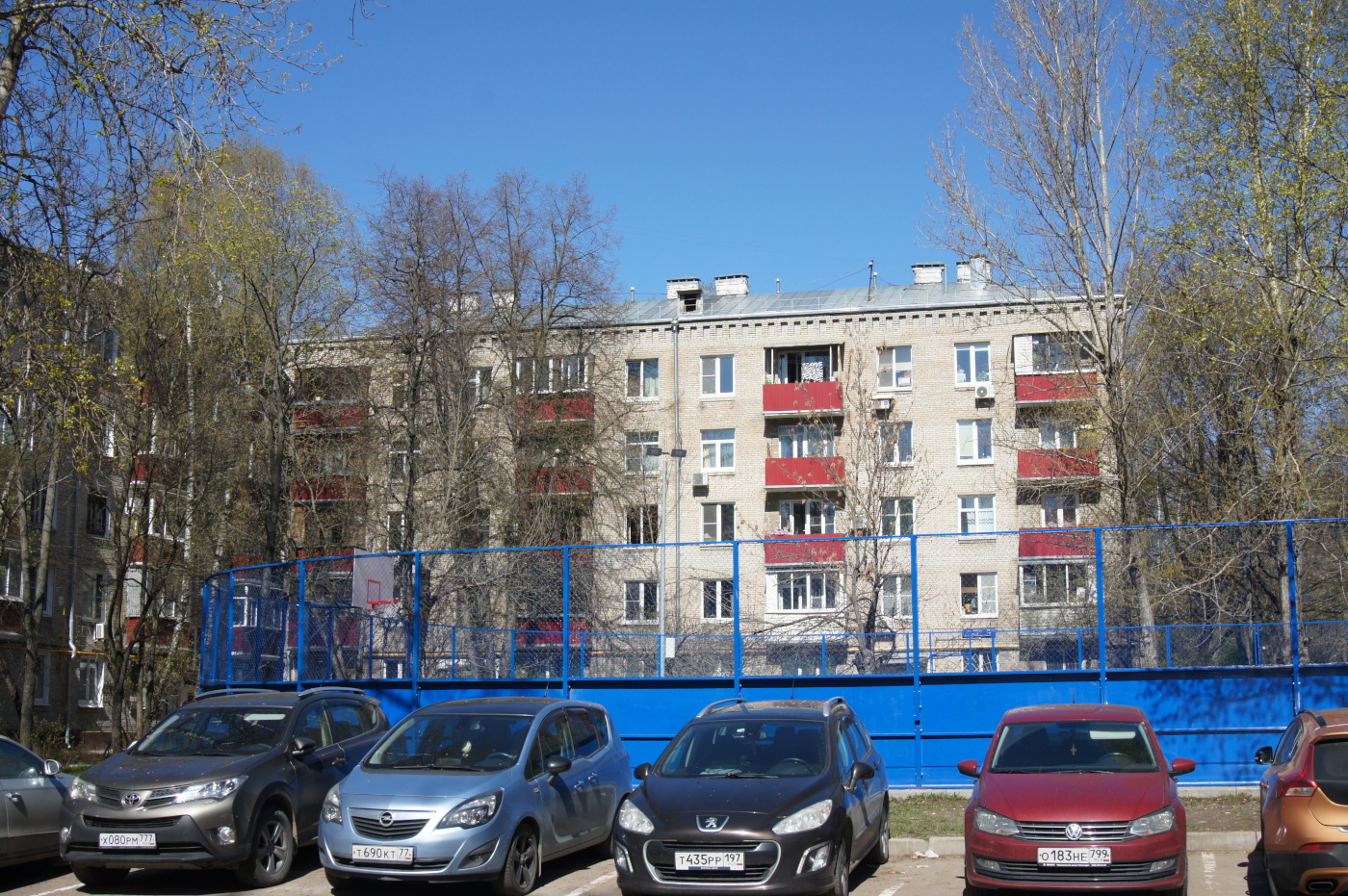 Moscow, Улица Вучетича, 28 корп. 2