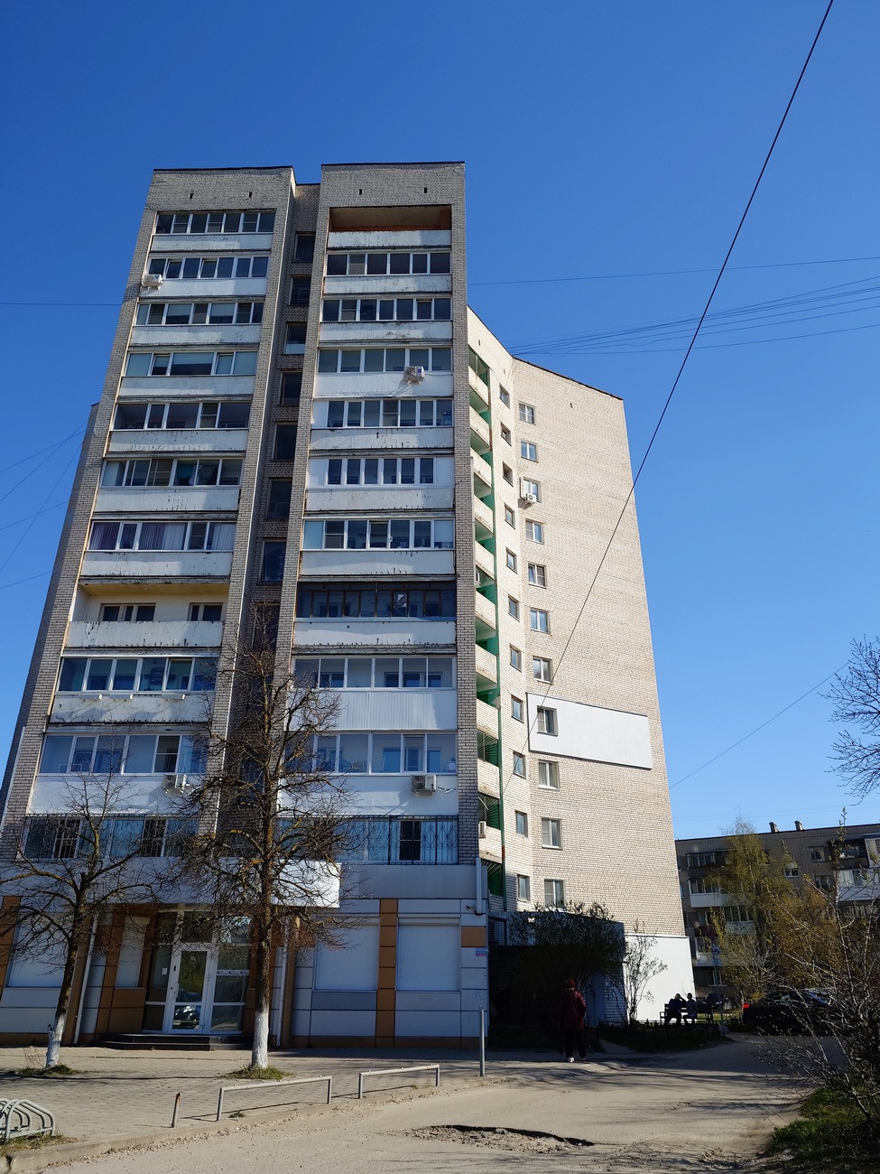 Дзержинск, Проспект Циолковского, 71 / Улица Удриса, 2