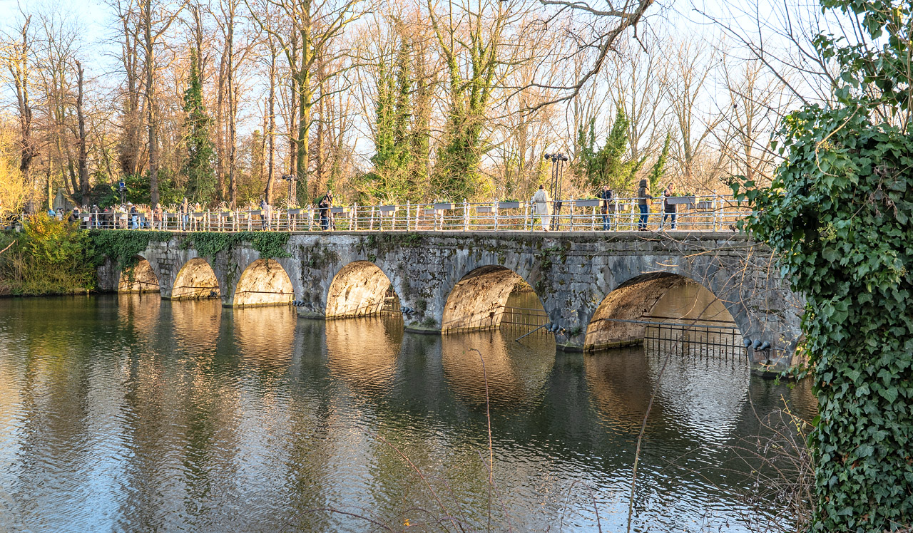 Брюгге, Minnewaterbrug