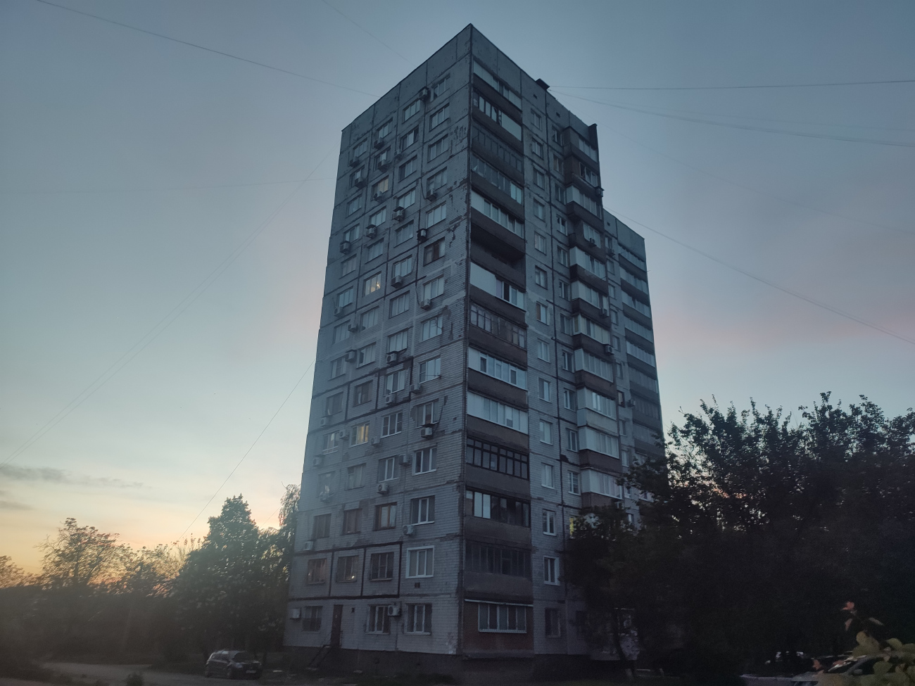 Донецк, Красногвардейский проспект, 40