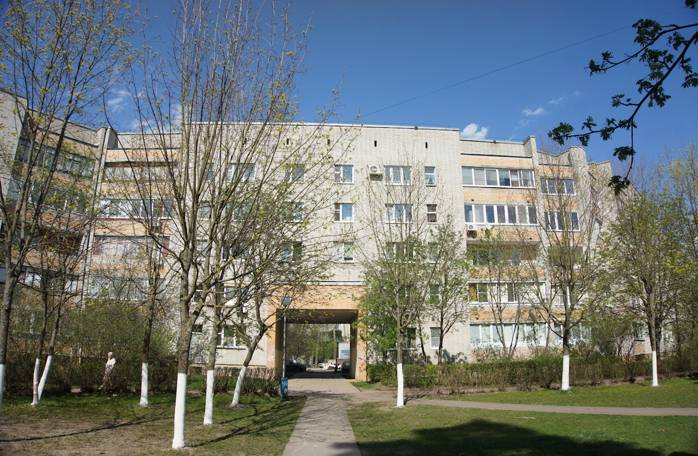Kremjonki, Улица Маршала Жукова, 1