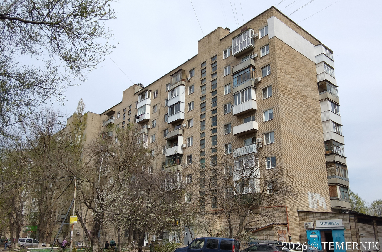 Ростов-на-Дону, Жлобинский переулок, 25 (Секция 7); Жлобинский переулок, 25 (Секции 3-6)
