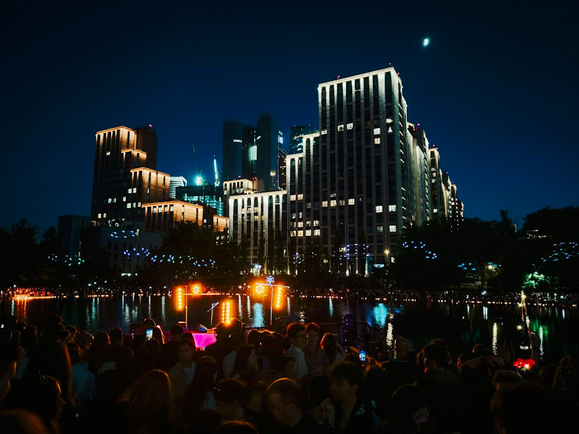 Москва, Мантулинская улица, 9 корп. 1; Мантулинская улица, 9 корп. 2. Москва — Фотозарисовки