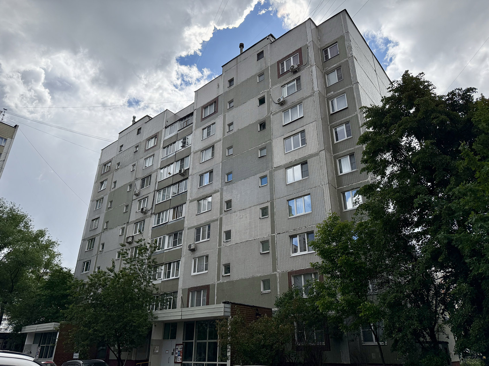 Moscow, Бульвар Дмитрия Донского, 2 корп. 2