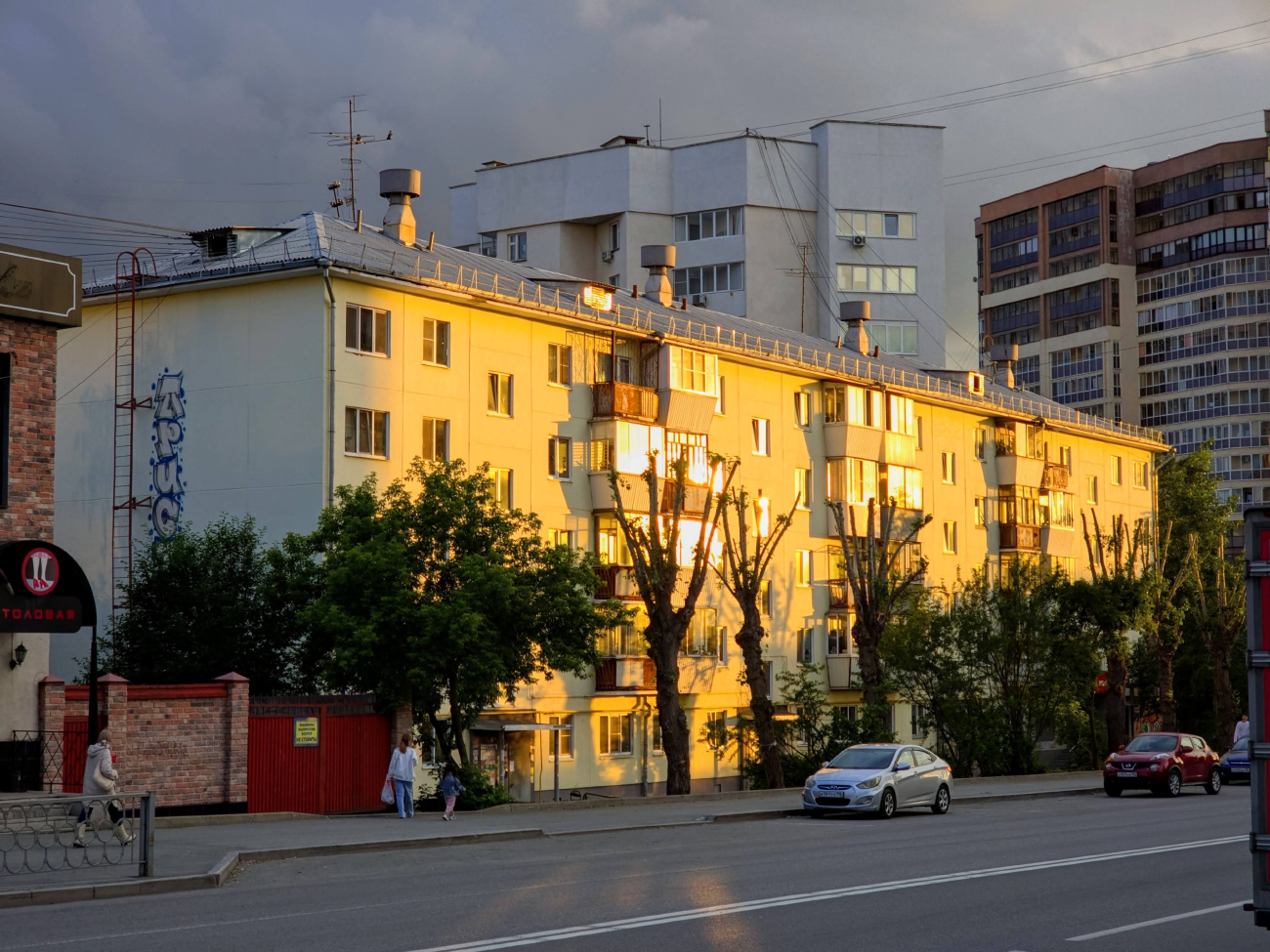 Екатеринбург, Гурзуфская улица, 27