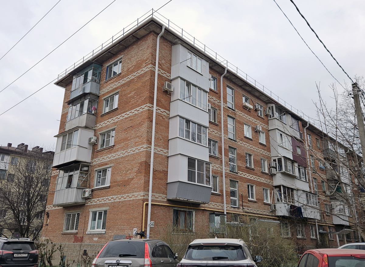 Краснодар, Улица имени Володарского, 64