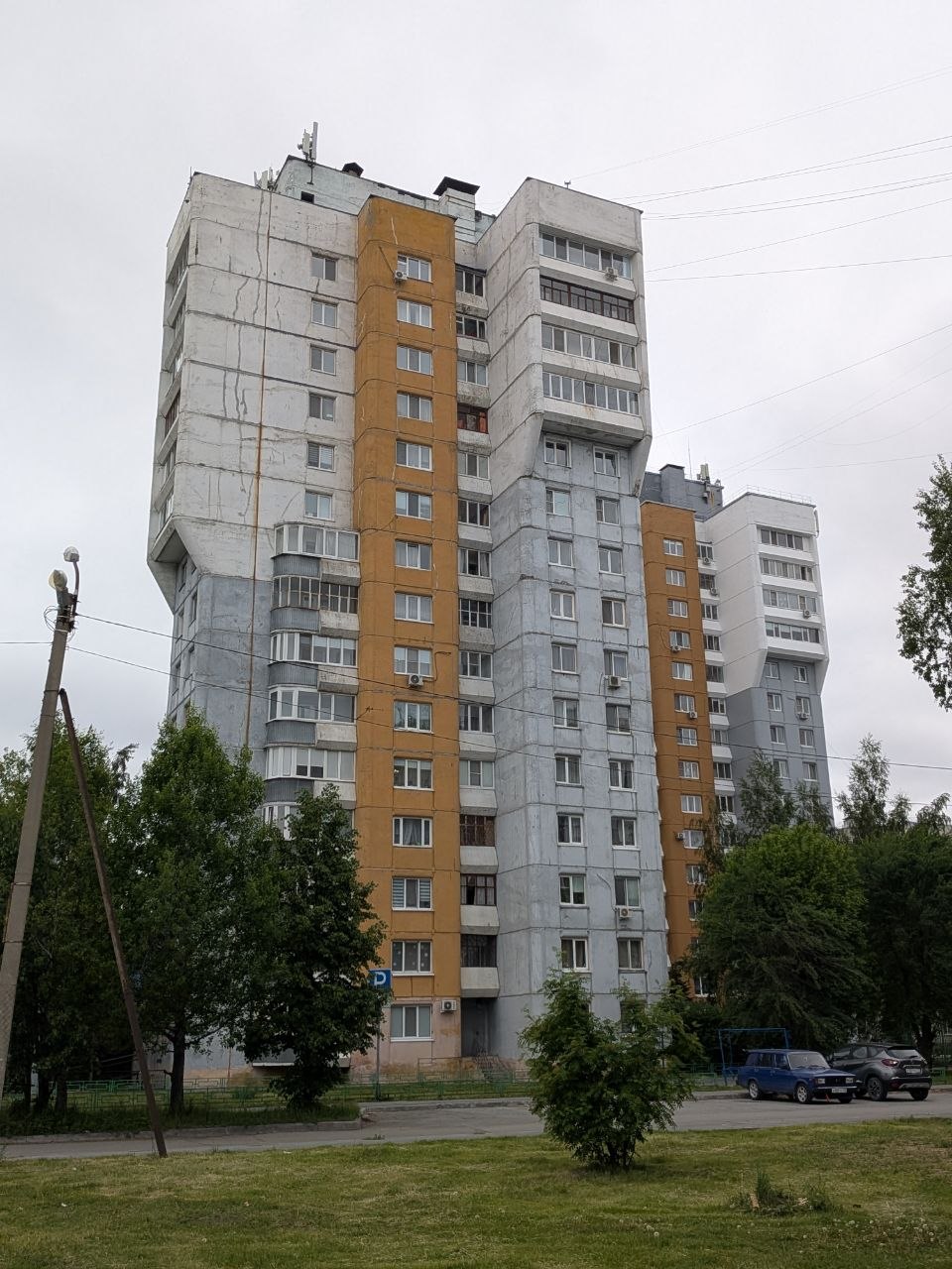 Tyumen, Широтная улица, 19А; Широтная улица, 19