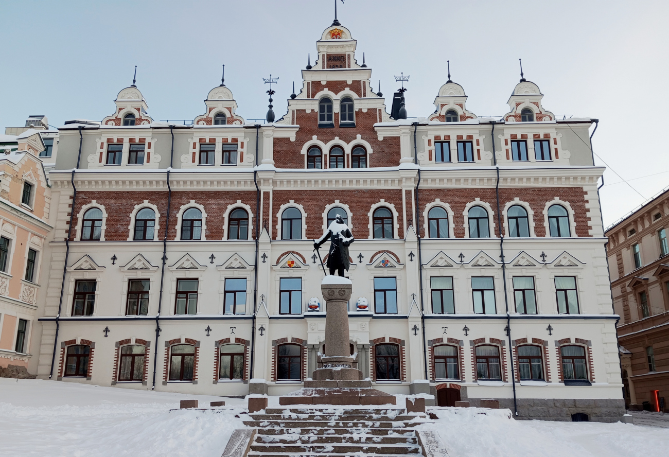 Выборг, Крепостная улица, 2