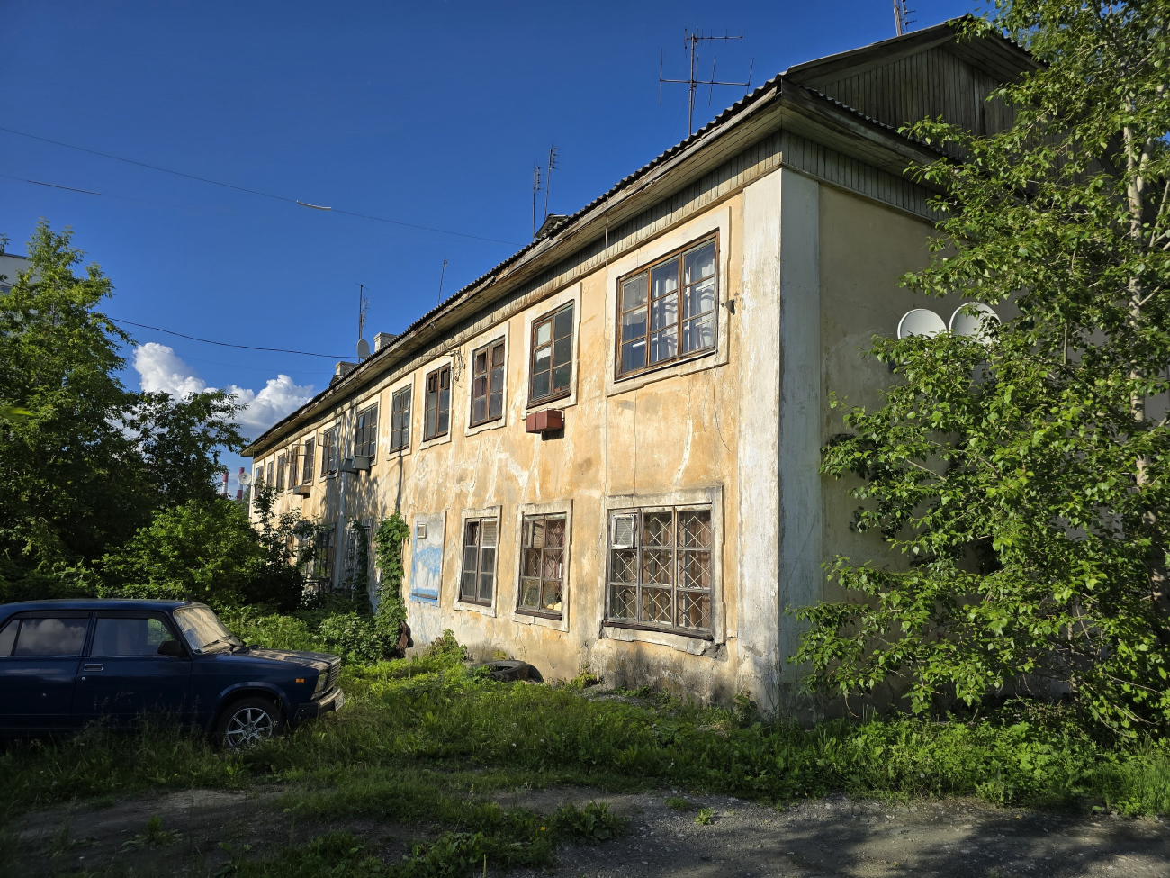 Среднеуральск, Улица Школьников, 2