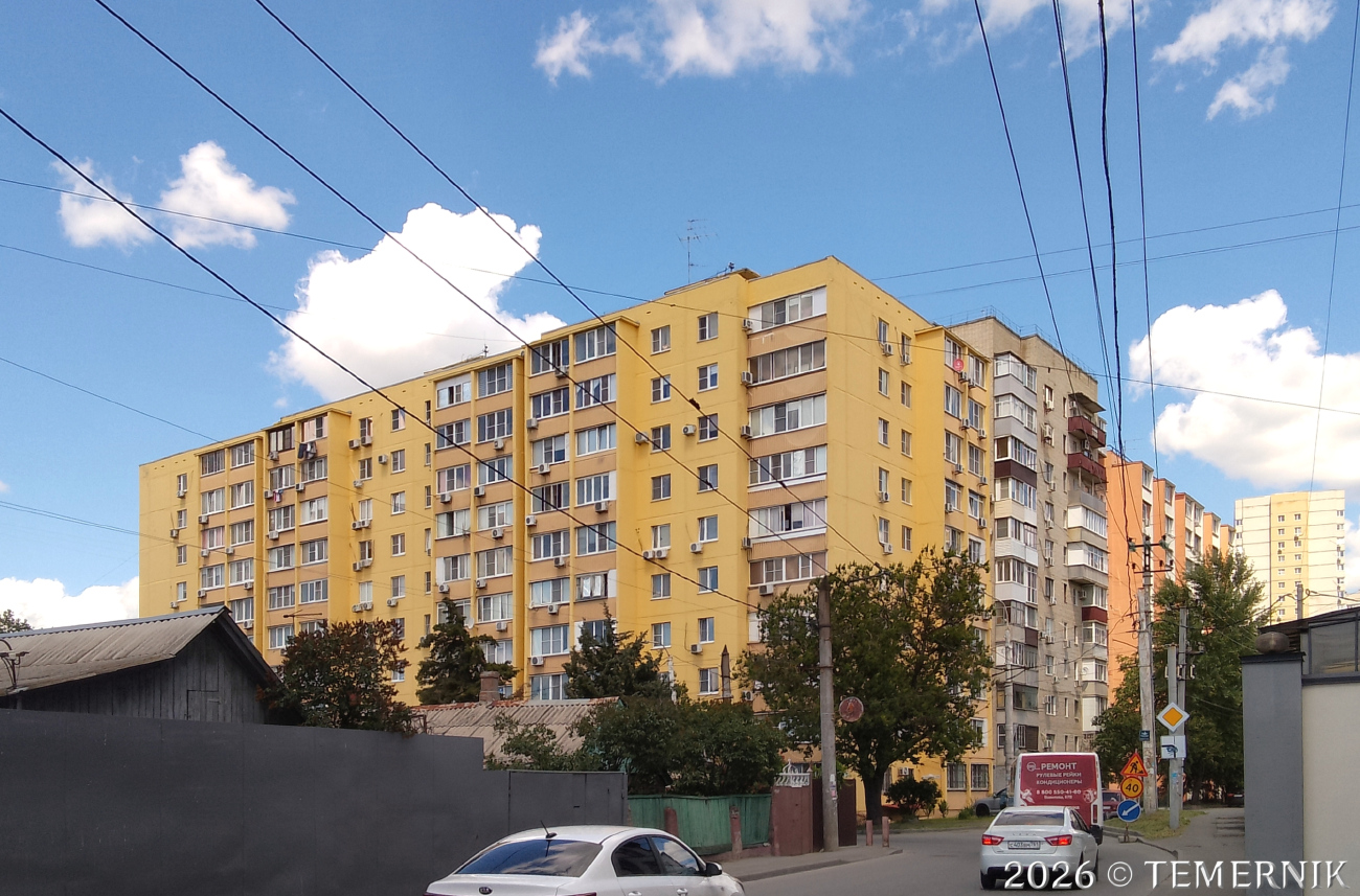 Ростов-на-Дону, Магнитогорская улица, 5 / Переулок Урицкого, 65Б; Переулок Урицкого, 65; Переулок Урицкого, 67