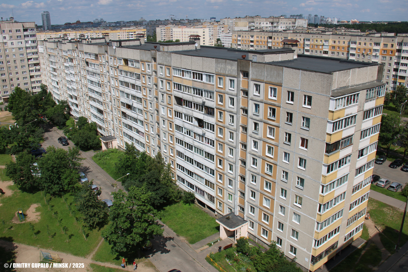 Минск, Улица Руссиянова, 13 корп. 1
