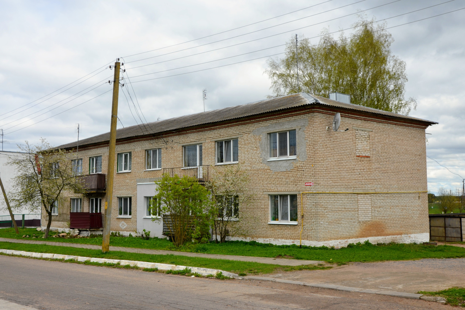 Крупский район, прочие н.п., аг. Замки, Молодёжная улица, 18