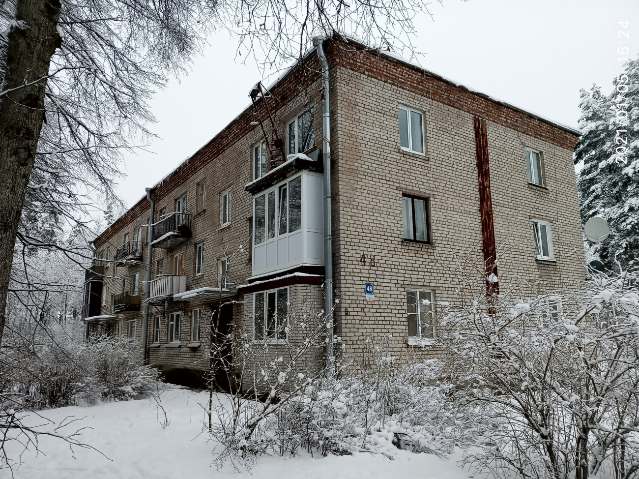 Семиозерье, Центральная улица, 48