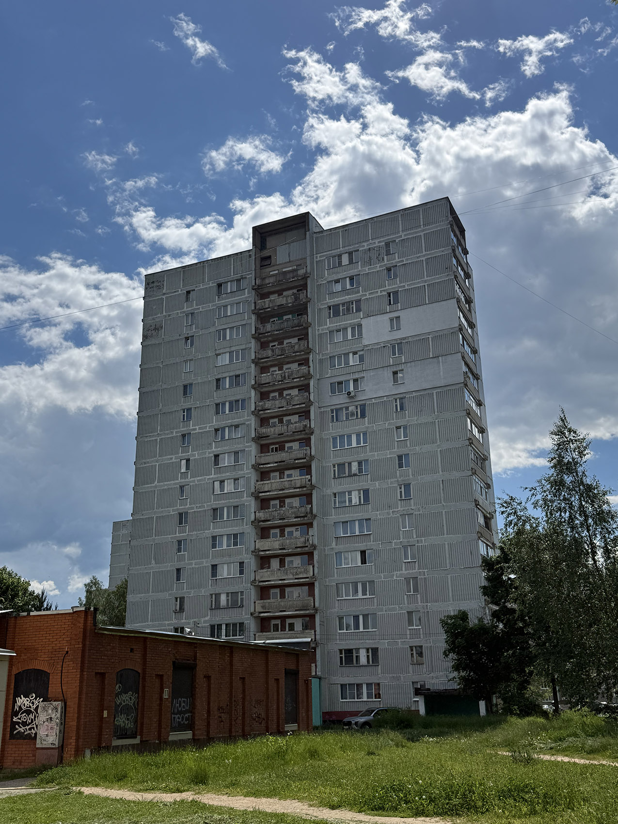 Ярцево, Проспект Металлургов, 8