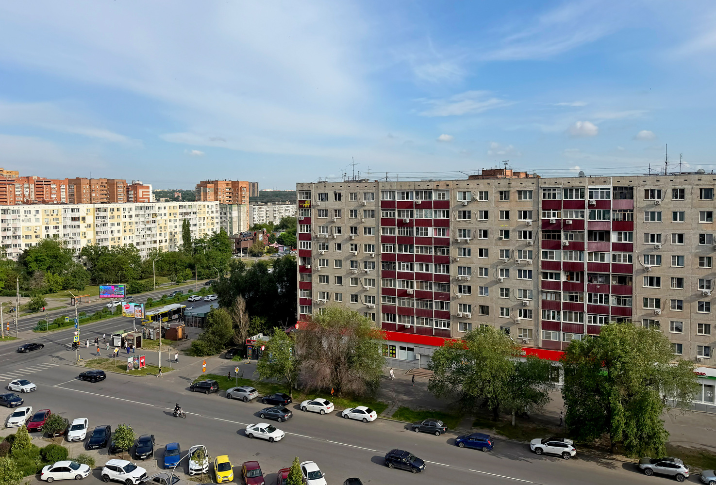 Rostov-on-Don, Проспект Космонавтов, 14; Бульвар Комарова, 13. Rostov-on-Don — Panoramas