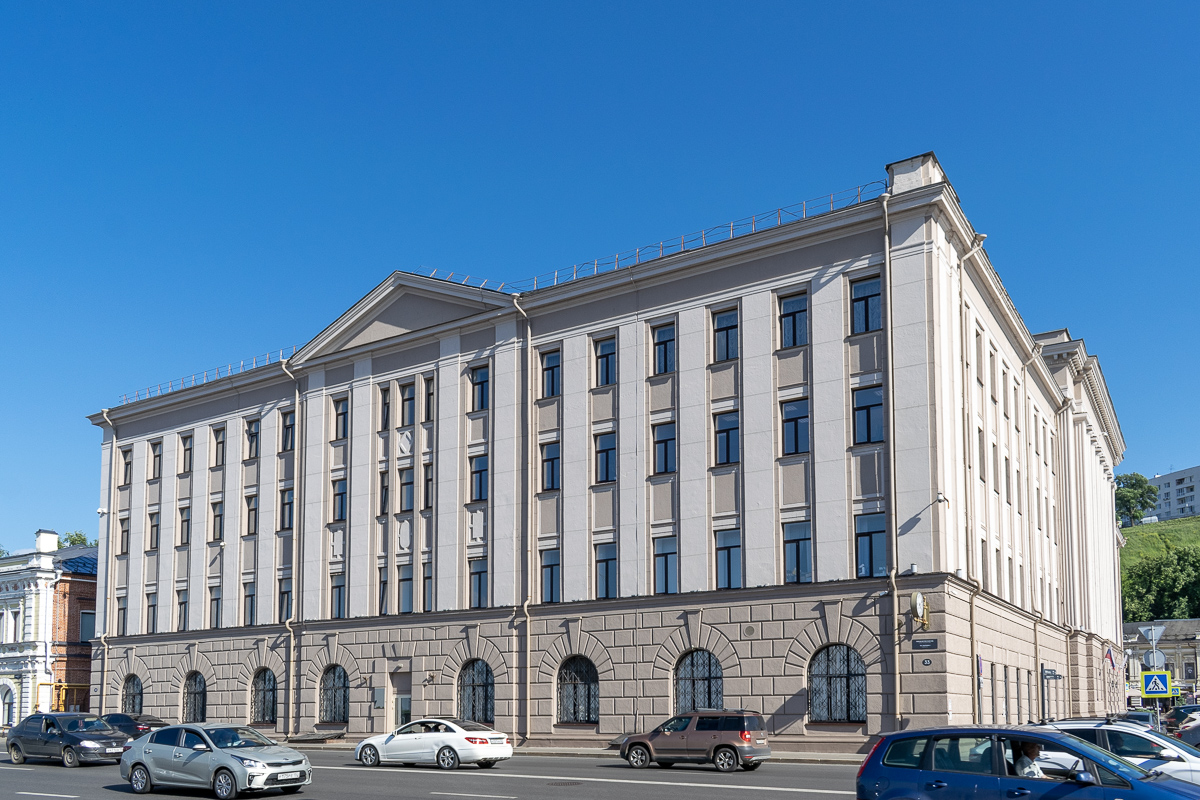 Nizhny Novgorod, Рождественская улица, 33 / Нижне-Волжская набережная, 15 / Площадь Маркина, 2