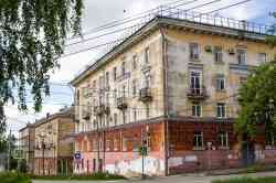 Березники, Улица Гагарина, 3; Березники, улица Гагарина, 5/ улица Черепанова, 15