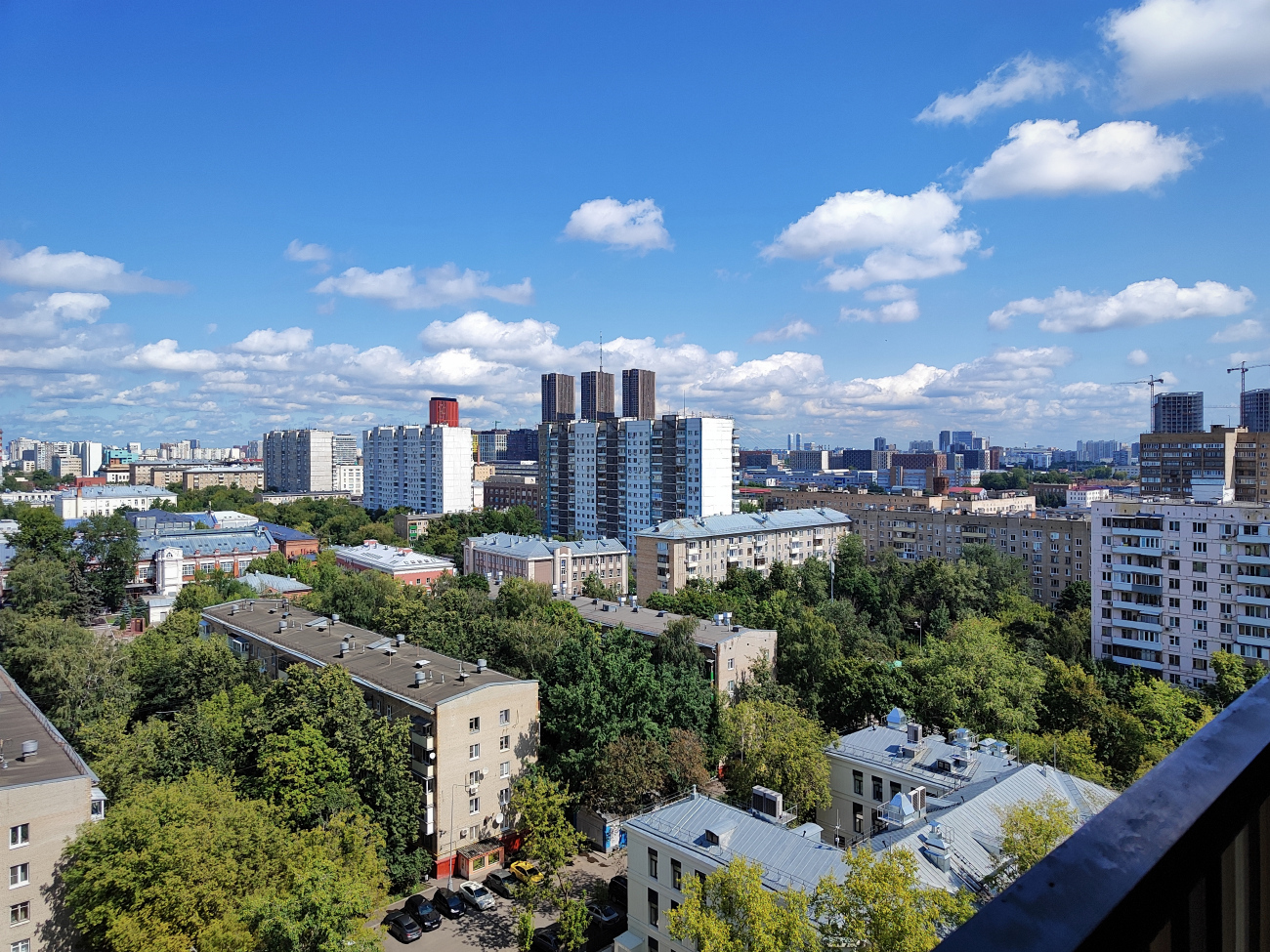 Москва, Бутырская улица, 11; Бутырская улица, 9 корп. 2; Бутырская улица, 9 корп. 1; Вятская улица, 16; 2-я Квесисская Улица, 9; 2-я Квесисская Улица, 11; 2-я Квесисская Улица, 13; Бутырская улица, 15; Бутырская улица, 21