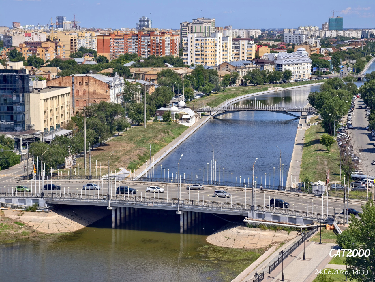 Астрахань, Коммерческий мост; Мост Влюблённых. Астрахань — Панорамы