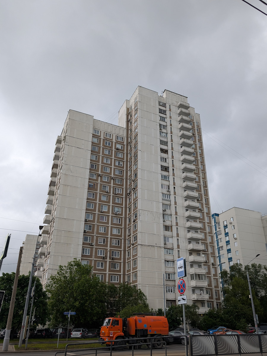 Москва, Строгинский бульвар, 2 корп. 1
