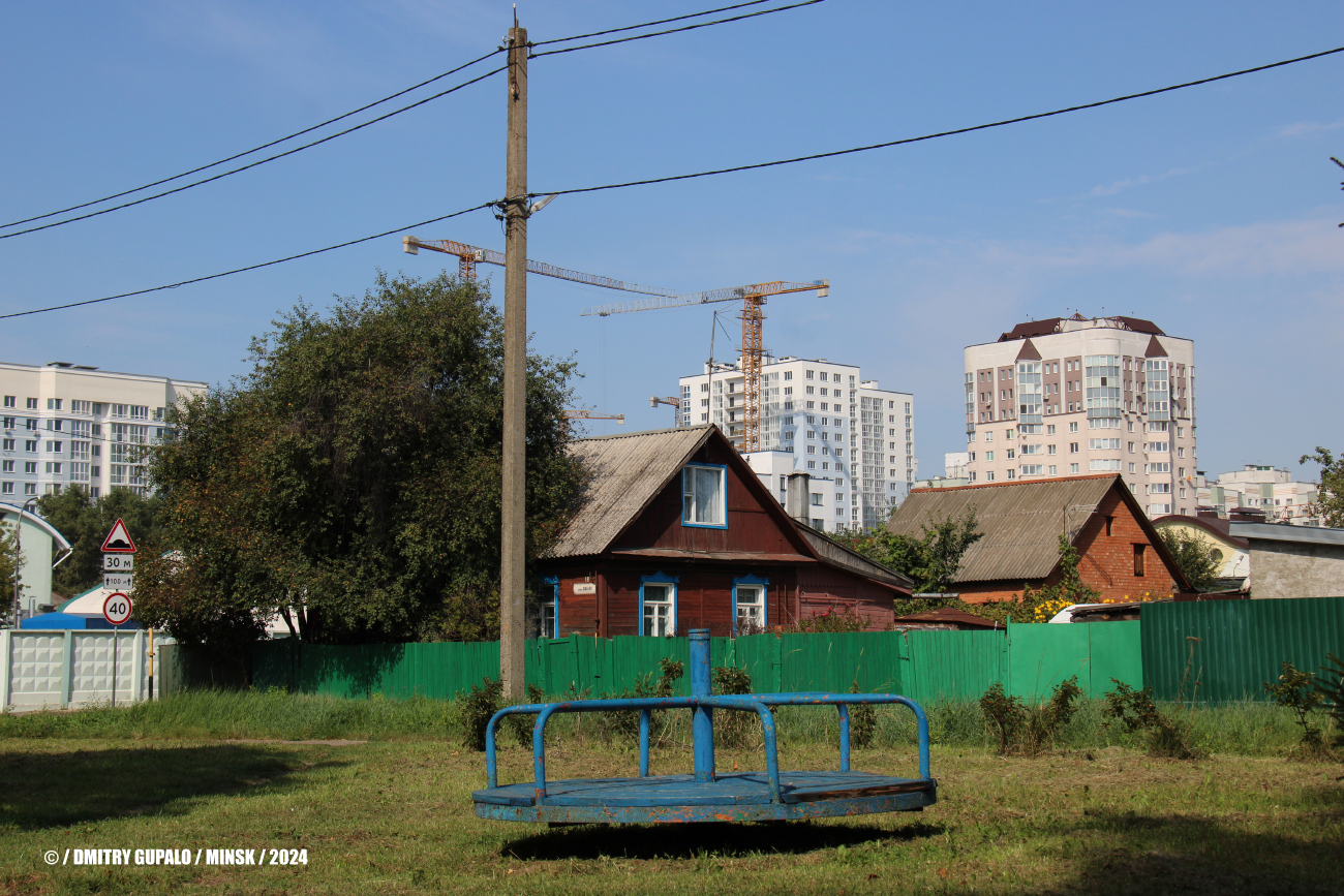 Минск, Улица Смирнова, 19 / Улица Шатько, 18
