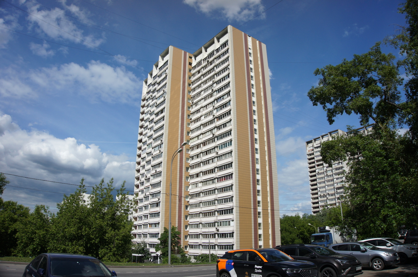 Москва, Улица Мусы Джалиля, 8 корп. 2