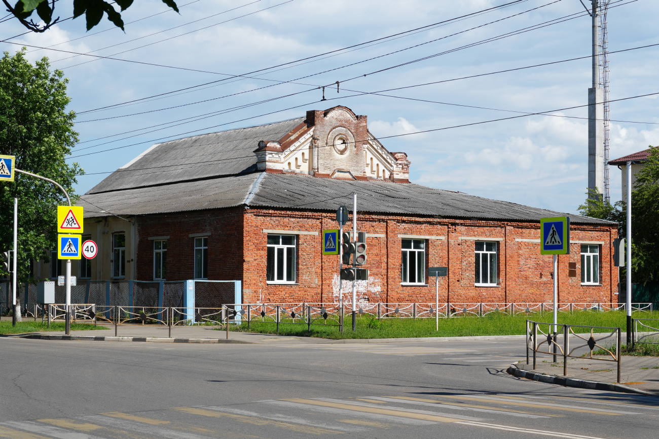 Майкоп, Кубанская улица, 86 / Улица Пушкина, 167